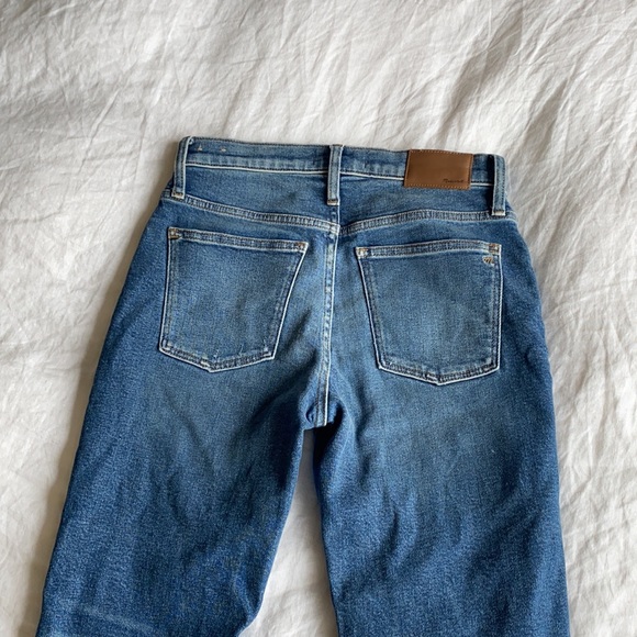 Madewell Mid-rise Classic Straight Jeans - Picture 4 of 5